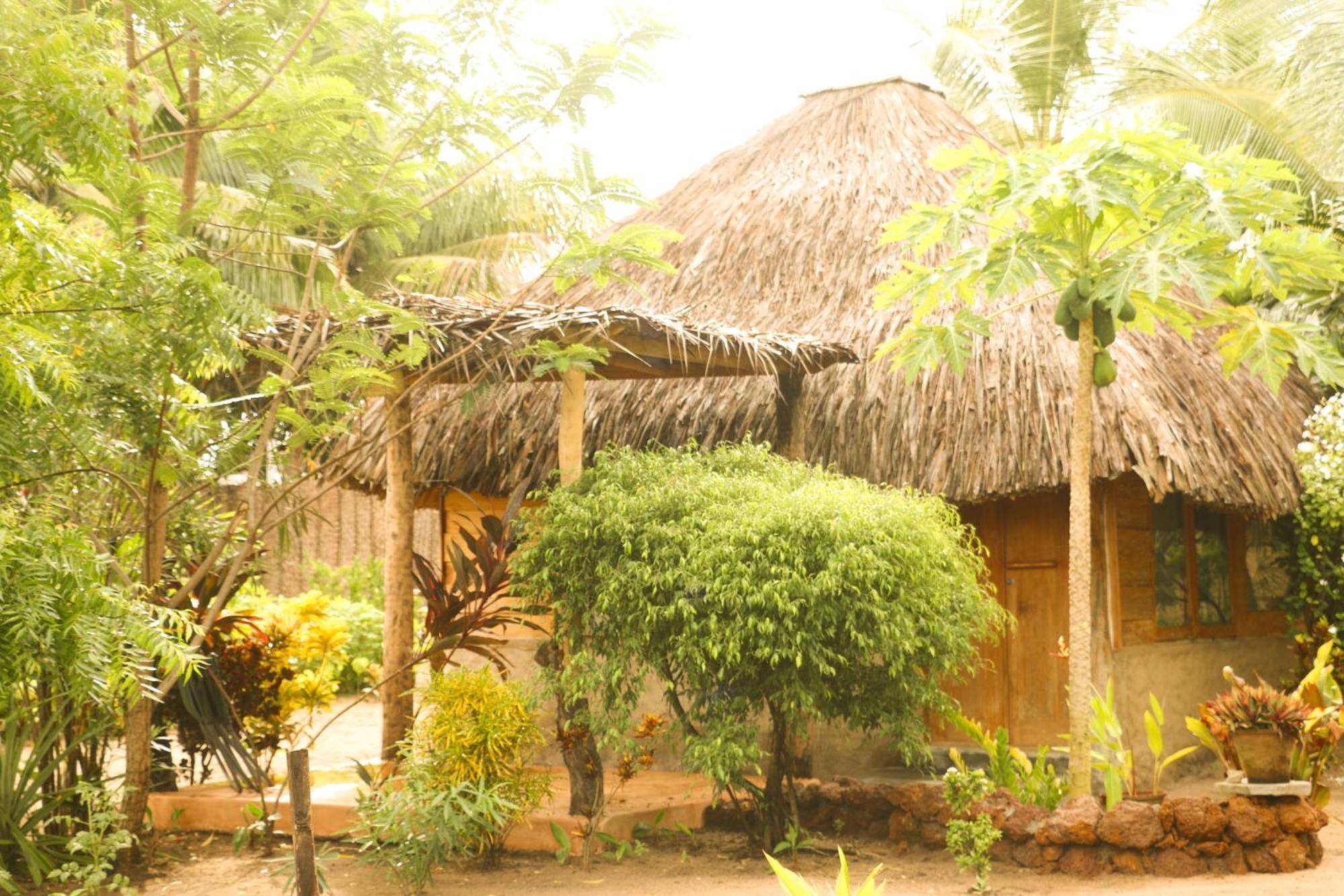 Monsoon Eco Resort - Whisky Point Arugambay Pottuvil Exteriör bild