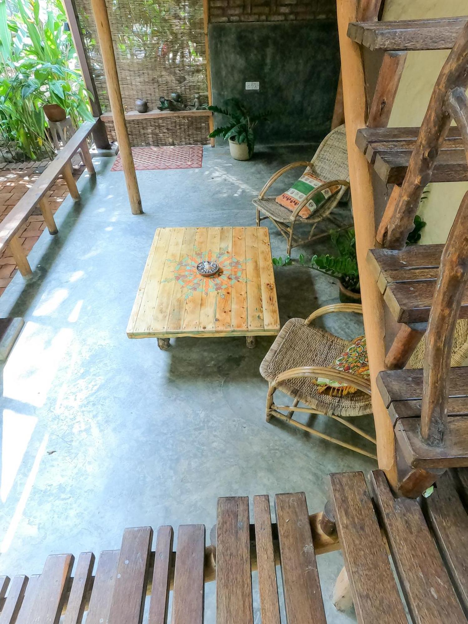 Monsoon Eco Resort - Whisky Point Arugambay Pottuvil Rum bild
